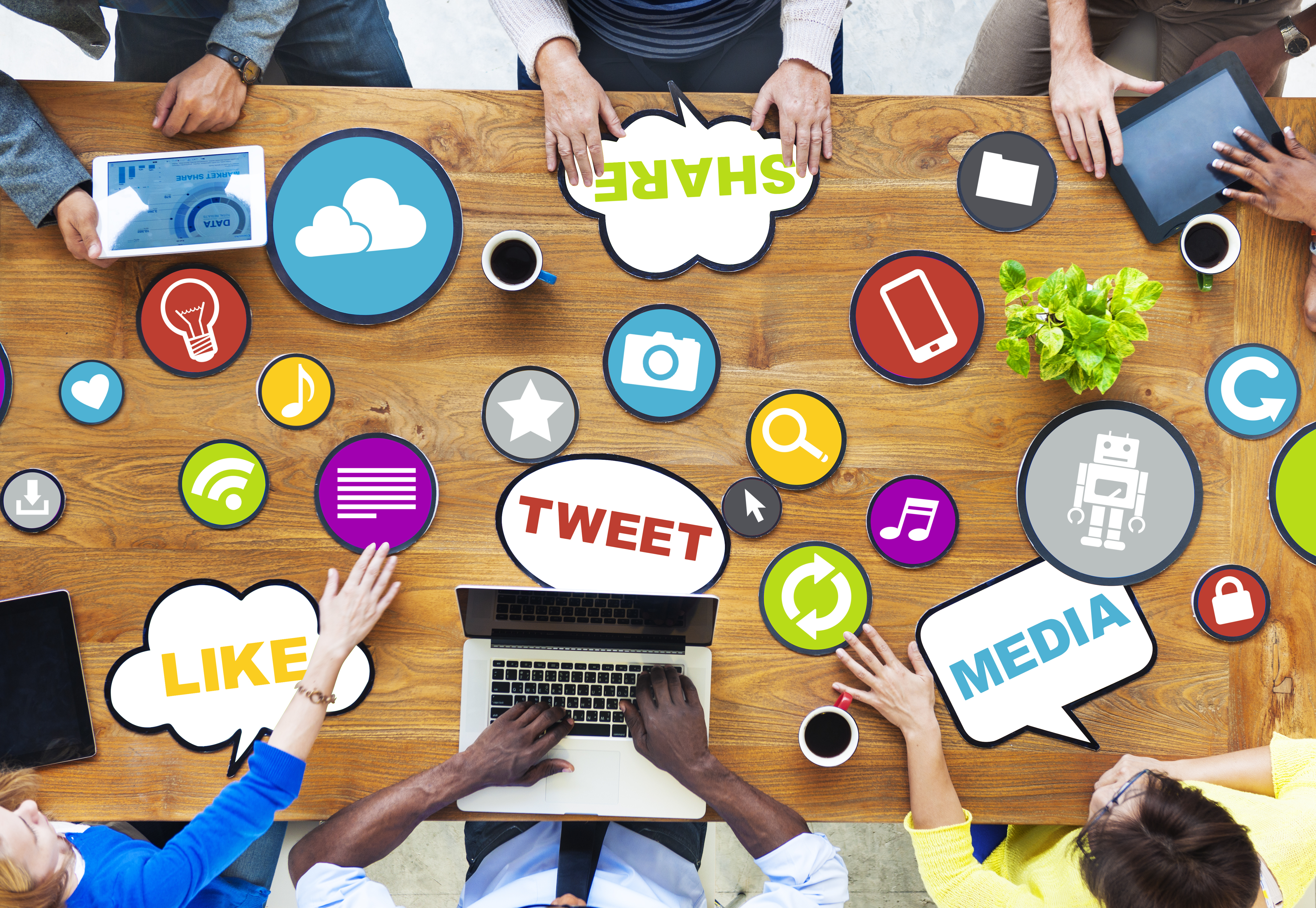 Sharing ideas about social media